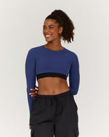FLUID CROPPED LONG SLEEVE TOP - GRIT NAVY