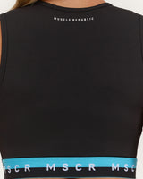 FLUID CROPPED TANK TOP - BLACK
