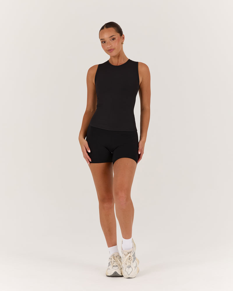 FLUID TANK TOP - BLACK