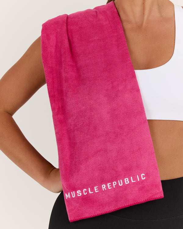 GYM TOWEL - HOT PINK