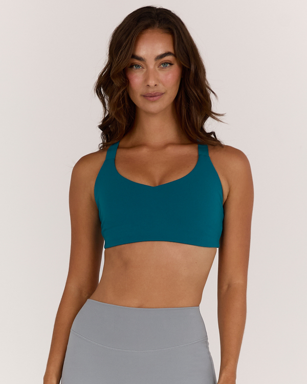 Flattering neckline