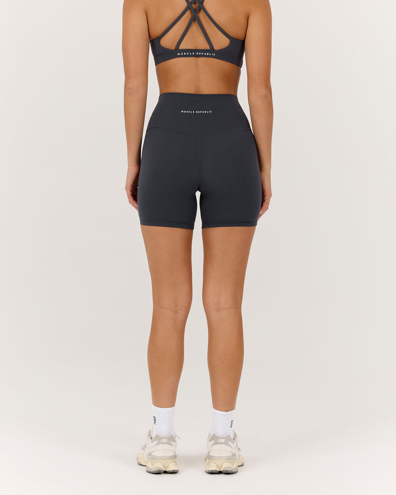 LUXE BIKER SHORTS V2 - ALLOY