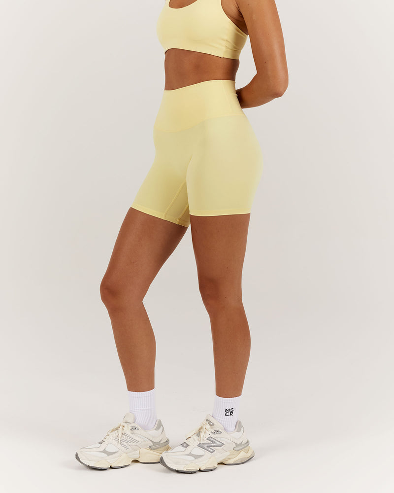 LUXE BIKER SHORTS V2 - BUTTER