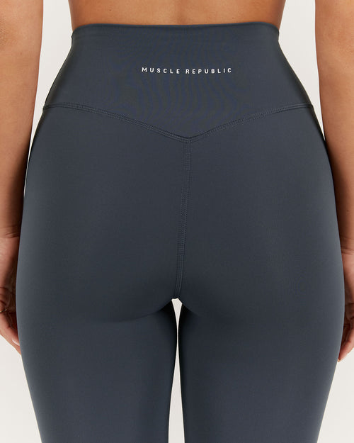 LUXE BRIA CAPRI LEGGING - ALLOY