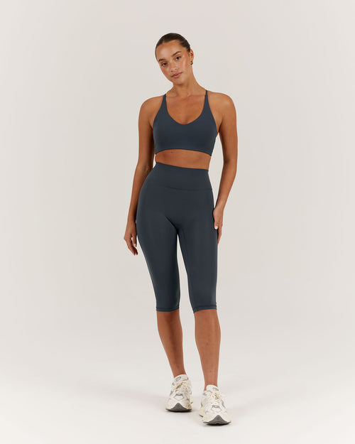 LUXE BRIA CAPRI LEGGING - ALLOY