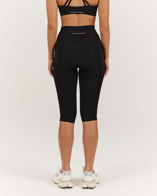 LUXE BRIA CAPRI LEGGING - BLACK