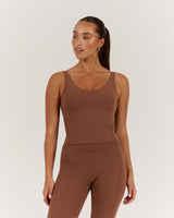 LUXE BROOKE LONGLINE TOP - TOFFEE