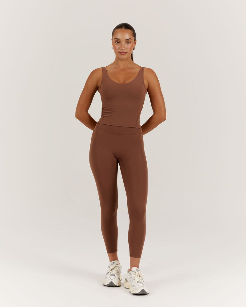 LUXE BROOKE LONGLINE TOP - TOFFEE