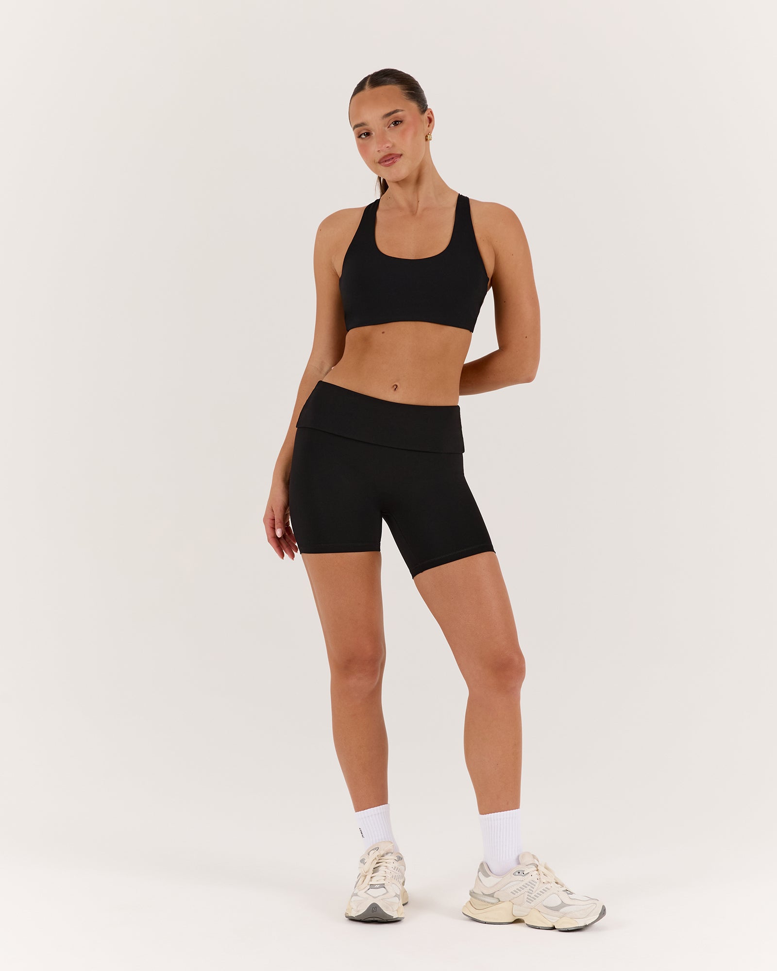 LUXE ALEXA FOLD OVER BIKER SHORTS BLACK – MUSCLE REPUBLIC
