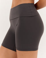 LUXE ALEXA BIKER SHORTS - PEBBLE