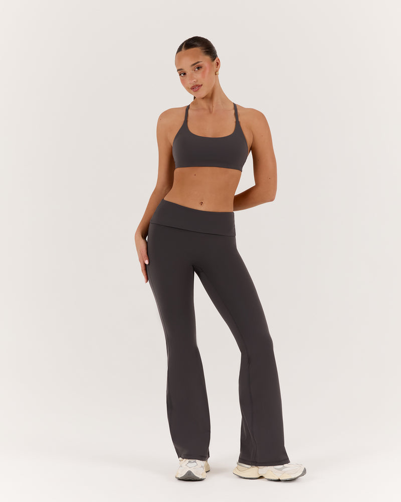 LUXE ALEXA FLARES - PEBBLE