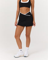 LUXE ASTRA SKORT - BLACK WHITE