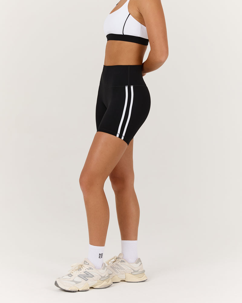 LUXE BIKER SHORTS V2 - BLACK WHITE