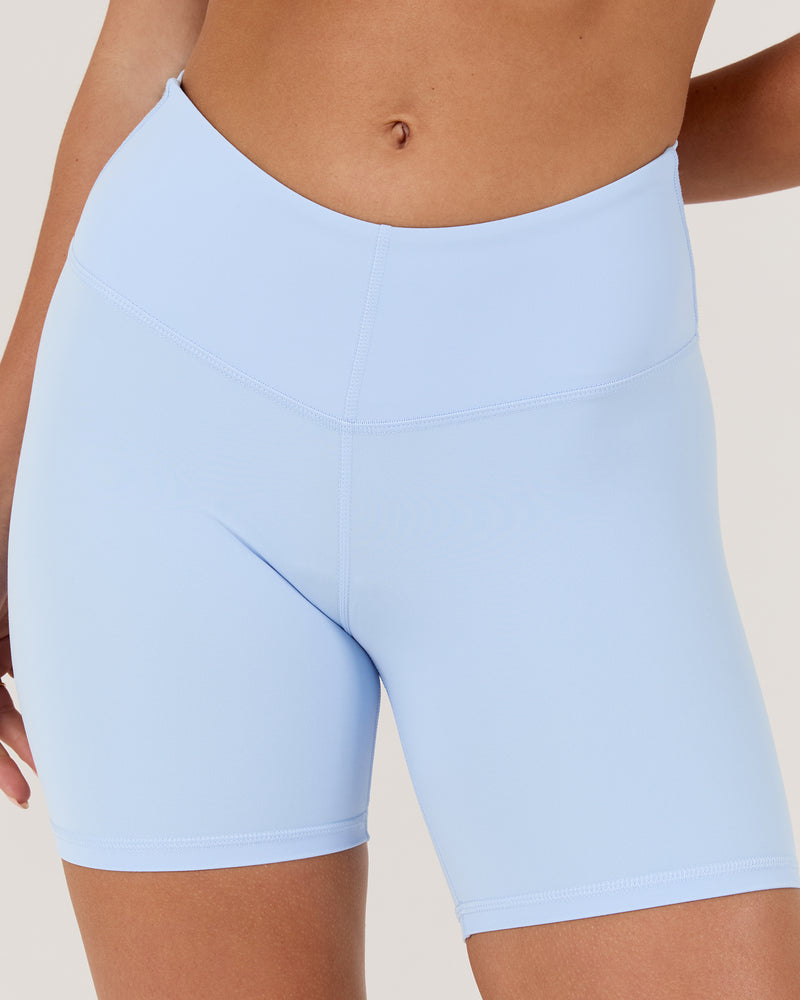 LUXE DARCY BIKER SHORTS - AURA
