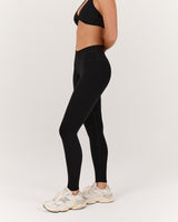 LUXE DARCY LEGGINGS 28" - BLACK