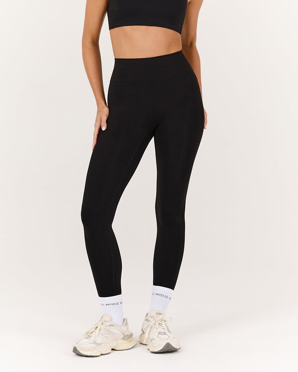 LUXE FULL LENGTH LEGGINGS - BLACK – MUSCLE REPUBLIC