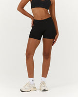 LUXE MID RISE BIKER SHORTS - BLACK