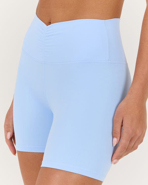 LUXE PIPER BIKER SHORTS - AURA