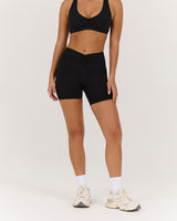 LUXE PIPER BIKER SHORTS - BLACK