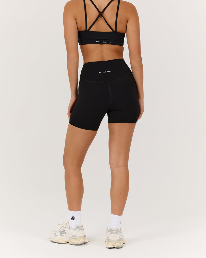 LUXE PIPER BIKER SHORTS - BLACK