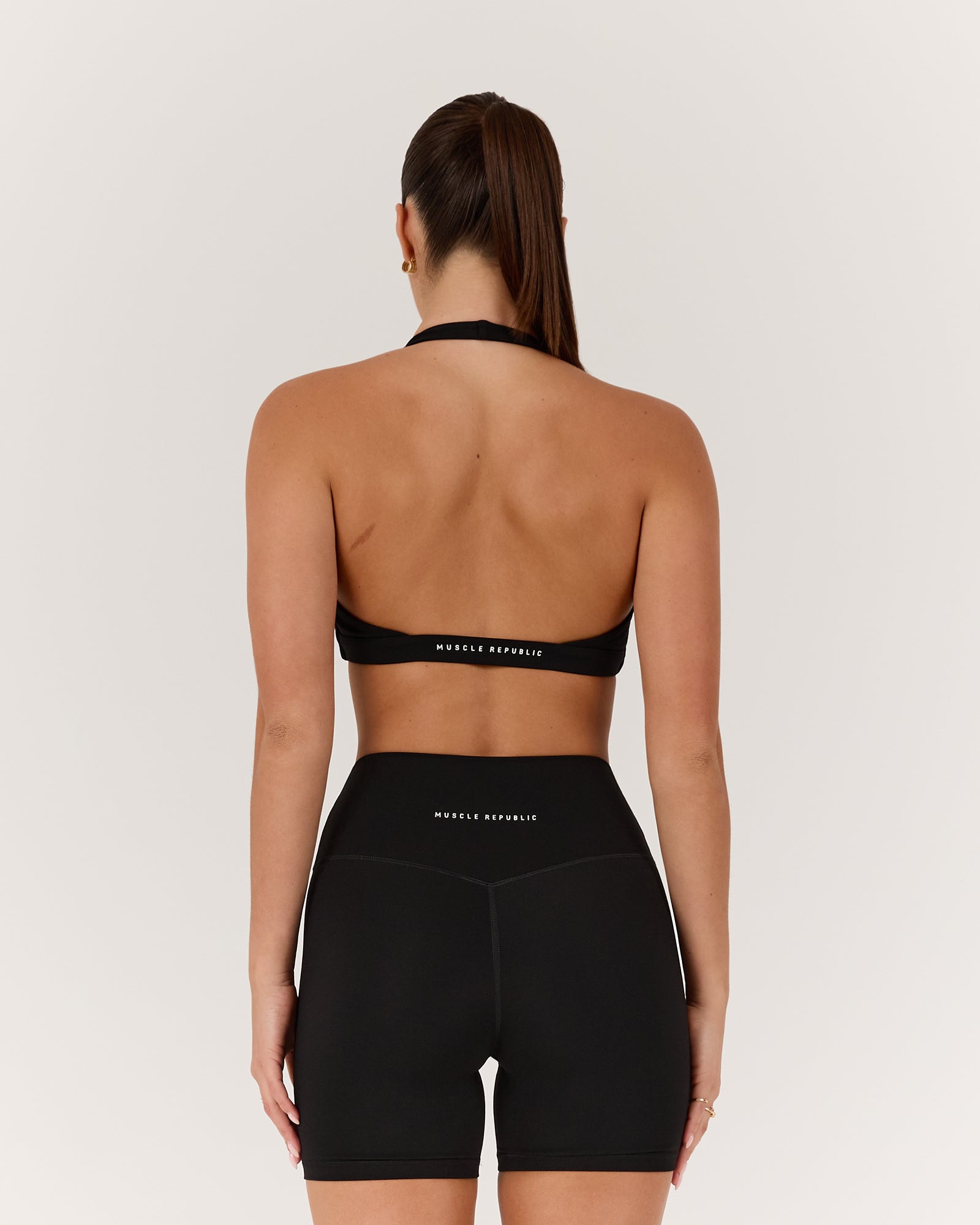 LUXE SABRINA BRA - BLACK – MUSCLE REPUBLIC