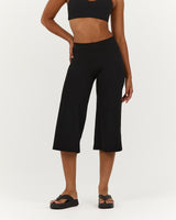 LUXE WIDE LEG CAPRI - BLACK