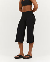 LUXE WIDE LEG CAPRI - BLACK