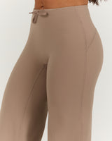 LUXE WIDE LEG PANT - LILLY TAUPE