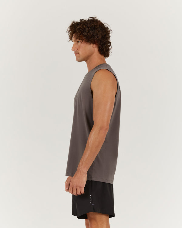 MENS RUN REPUBLIC TANK - SMOKE