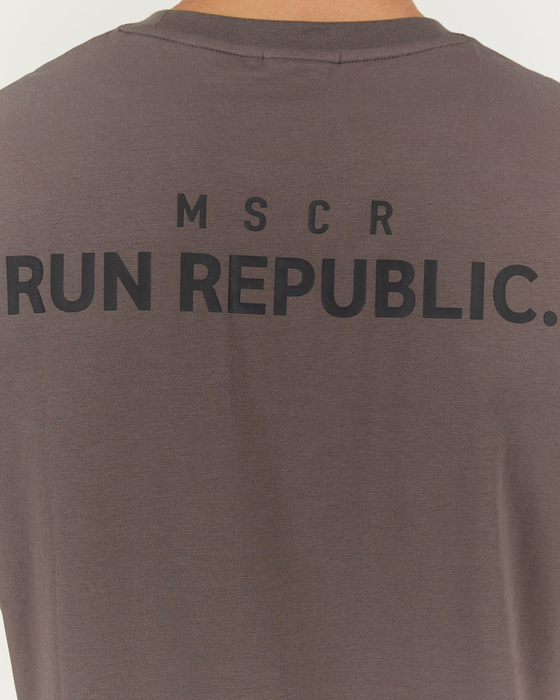 MENS RUN REPUBLIC TANK - SMOKE