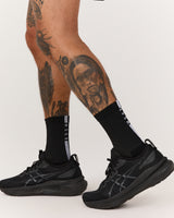 MEN'S PERFORMANCE SOCKS - BLACK WHITE