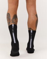MEN'S PERFORMANCE SOCKS - BLACK WHITE