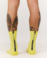 MEN'S PERFORMANCE SOCKS - LEMON BLACK