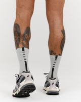 MEN'S PERFORMANCE SOCKS - PEWTER