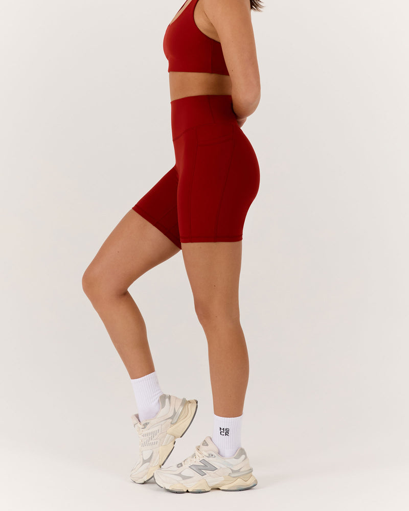 MOTION 360 POCKET SHORTS 6" - SCARLET