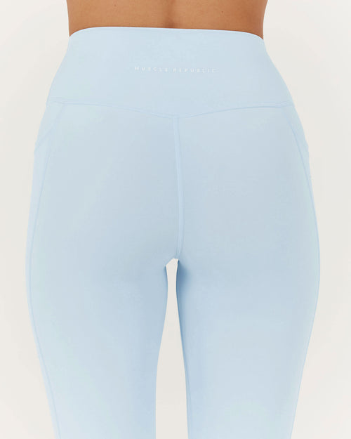 MOTION POCKET LEGGINGS 24" - ICE BLUE