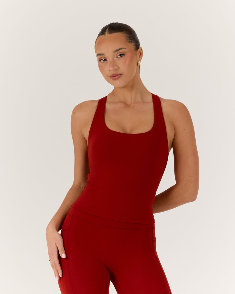 MOTION 360 CROSS BACK TOP - SCARLET
