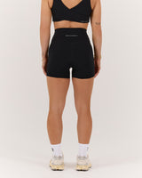 MOTION 360 CROSSOVER SHORTS 4" - BLACK
