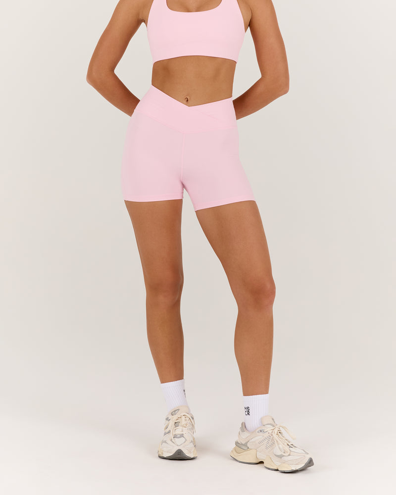 MOTION 360 CROSSOVER SHORTS 4" - FAIRY FLOSS