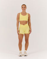 MOTION 360 CROSSOVER SHORTS 4" - LEMON