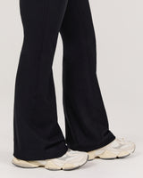 MOTION 360 PETITE FLARES - BLACK