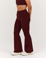 MOTION 360 PETITE FLARES - RAISIN