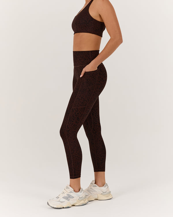 MOTION 360 POCKET LEGGINGS 24" - JAVA LEOPARD
