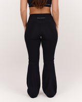 MOTION 360 POCKET PETITE FLARES - BLACK