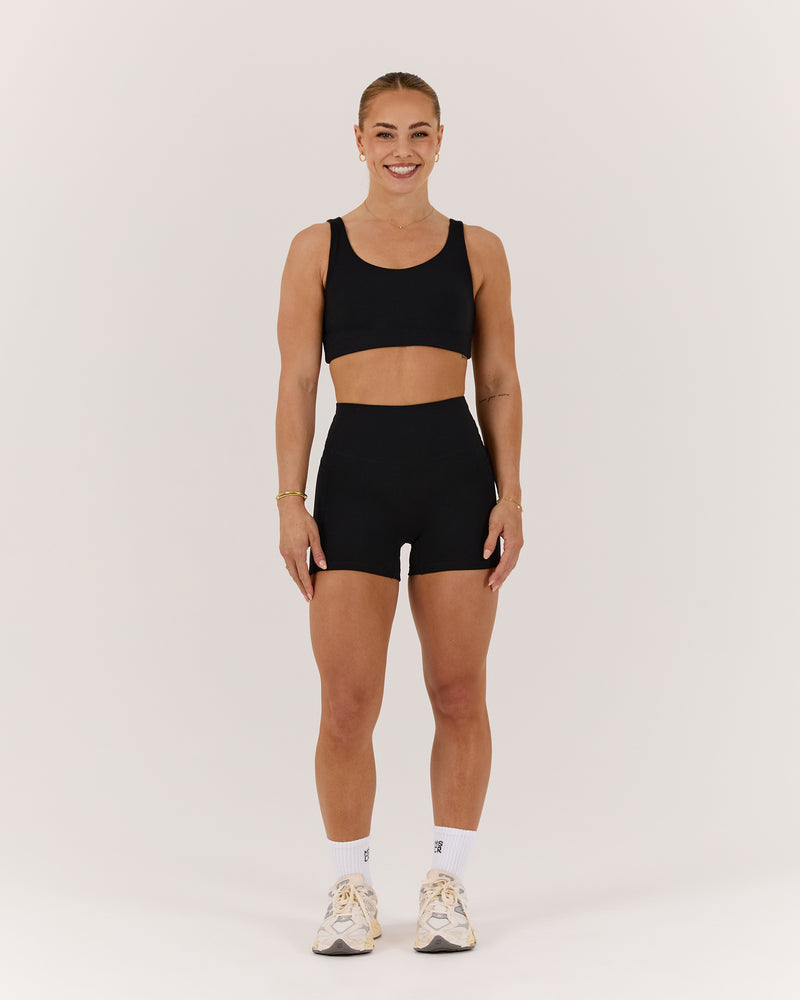 MOTION 360 POCKET SHORTS 4" - BLACK