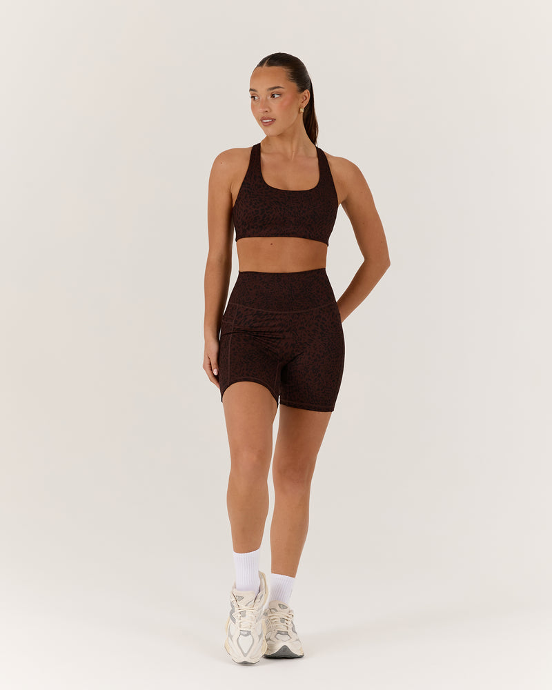 MOTION 360 POCKET SHORTS 6" - JAVA LEOPARD
