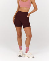 MOTION 360 POCKET SHORTS 6" - RAISIN