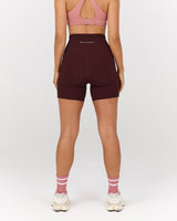 MOTION 360 POCKET SHORTS 6" - RAISIN