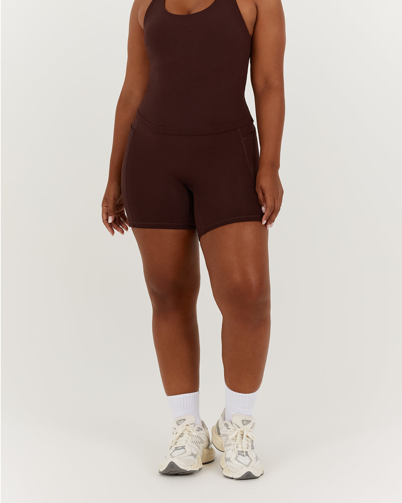 MOTION 360 POCKET SHORTS 6" - RUM