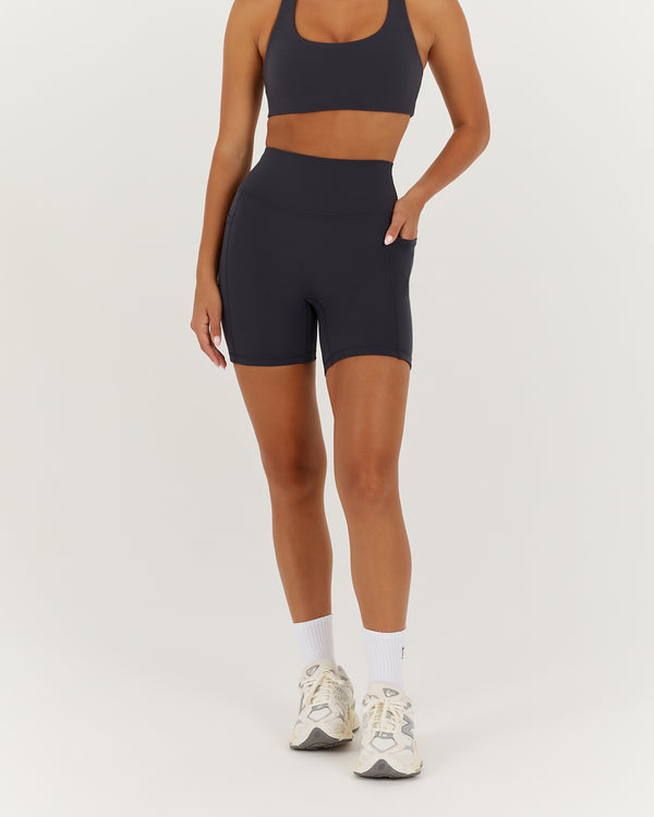 MOTION 360 POCKET SHORTS 6" - STORM